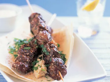 Za’atar-crusted kebabs with hummus