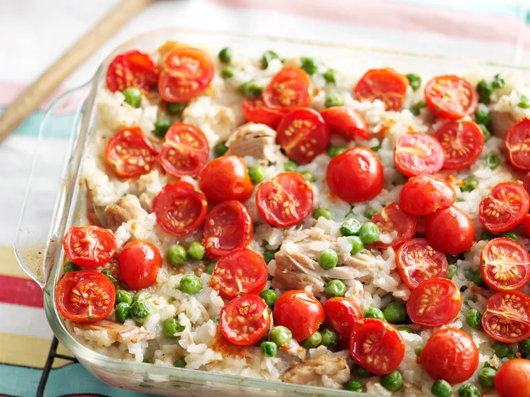 Oven-baked tuna risotto