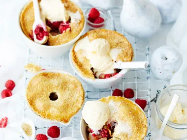 Pear and raspberry pies with coconut pastry