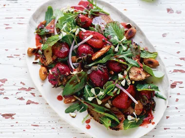 Chargrilled strawberry and rocket salad with pita