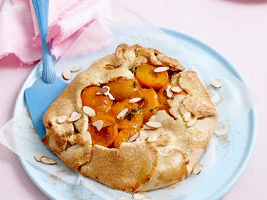 Free-form apricot tart