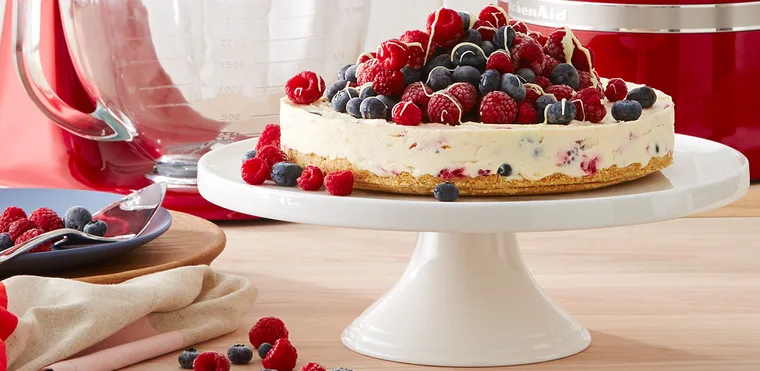 White chocolate berry cheesecake