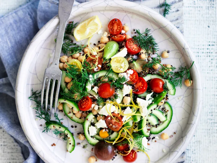 Lemon and dill chickpea salad