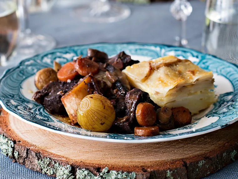 Boys&rsquo; boeuf bourguignon