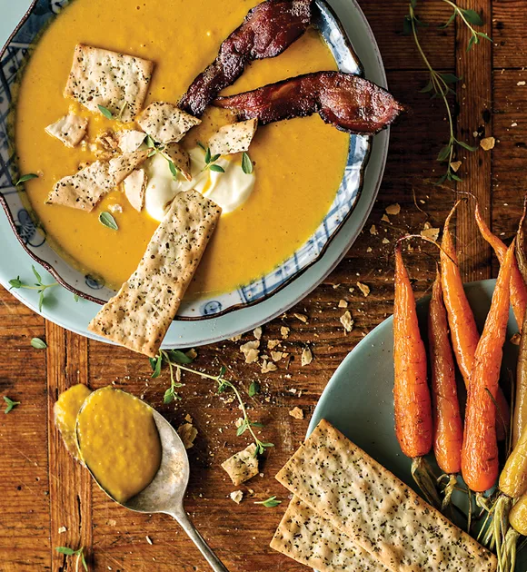 Roast pumpkin and carrot soup