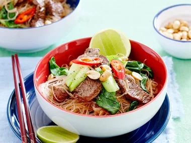 Lemon grass beef, rice noodle and peanut salad