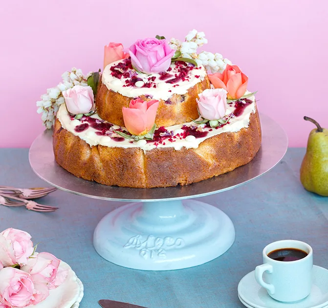 Raspberry white chocolate cake with honey cream cheese icing recipe