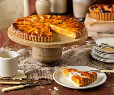 Stone fruit and frangipane tart