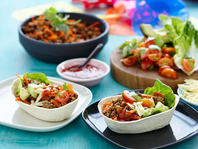 Classic beef stand &lsquo;n stuff &trade; soft tacos