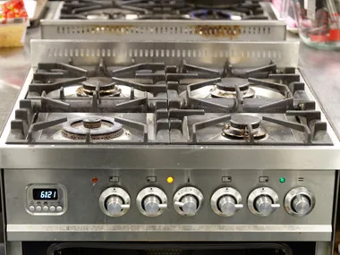 Temperatures: Coventional vs fan bake ovens