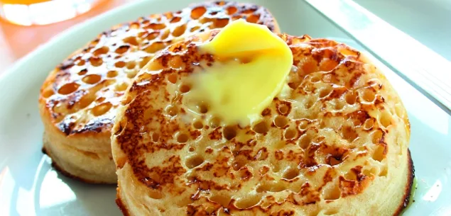 Homemade crumpets