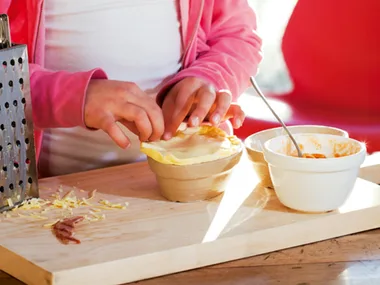 Kids in the kitchen: bacon, egg & spaghetti pies