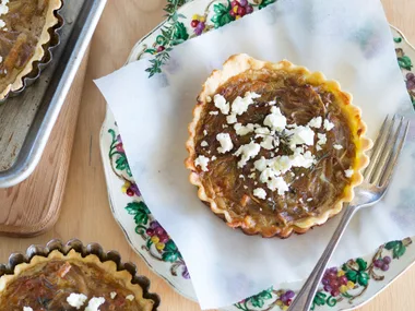 Caramelised onion & thyme tart
