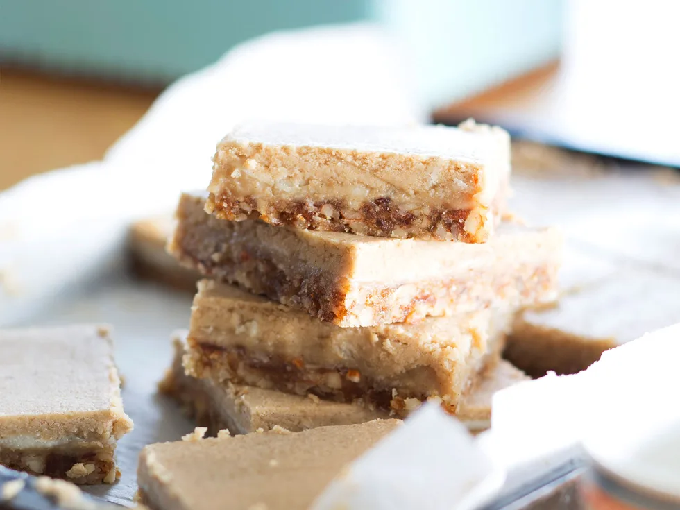 No-cook ginger slice