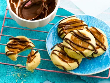 Chocolate caramel shortbreads