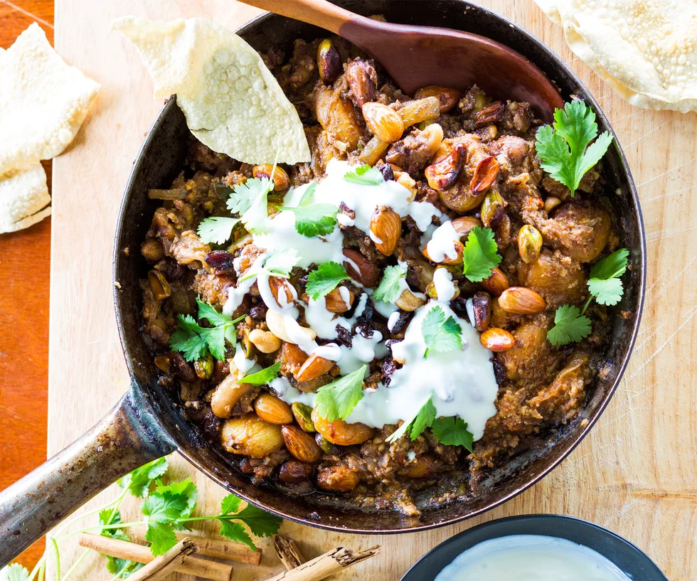 Magical dried fruit & nut curry