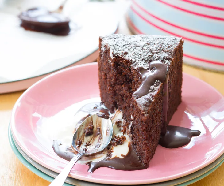 Rich chocolate & yoghurt cake
