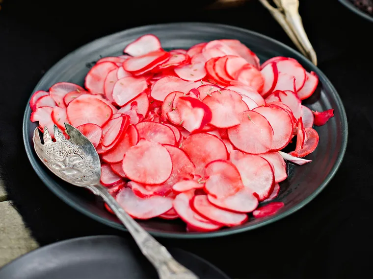 Instant pickled radish