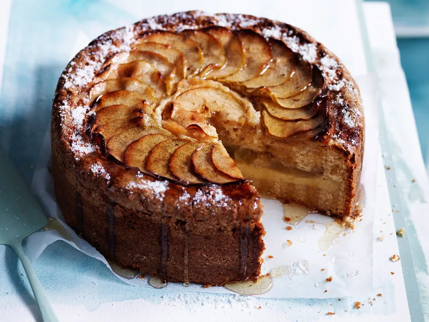 Apple-vanilla teacake with thick vanilla custard
