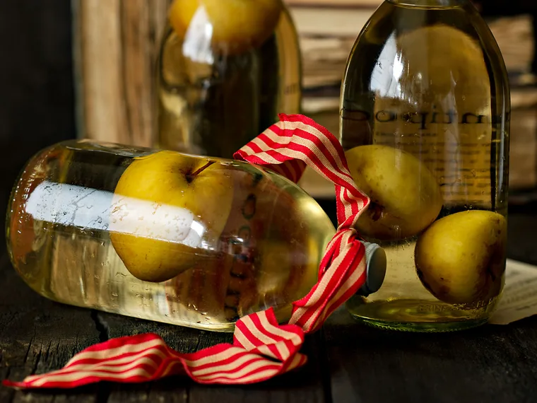 Pomme prisonni&egrave;re tipple recipe