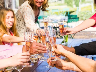 How to prolong the life of leftover wine