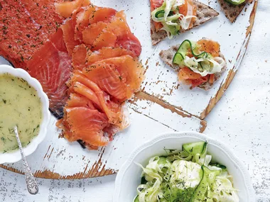 Gravlax with fennel and cucumber