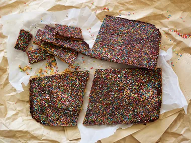 Chocolate freckle biscuit bark