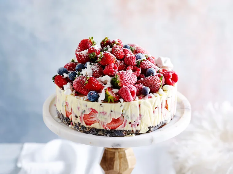 The-night-before frozen Christmas ice-cream cake