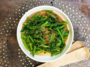 Sesame sauce for greens