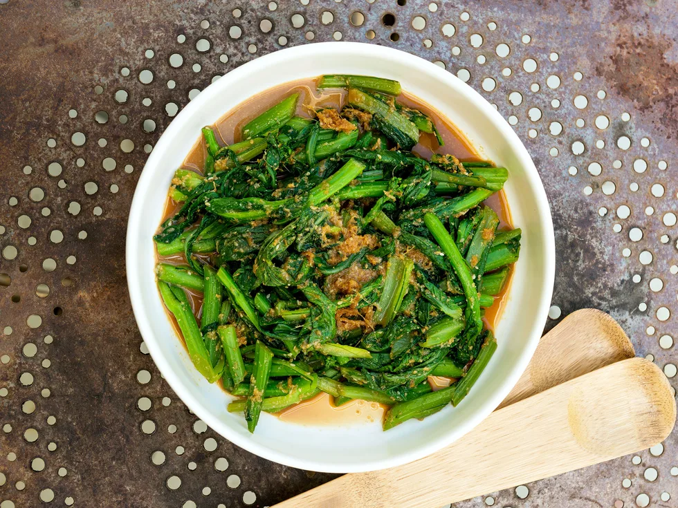 Sesame sauce for greens