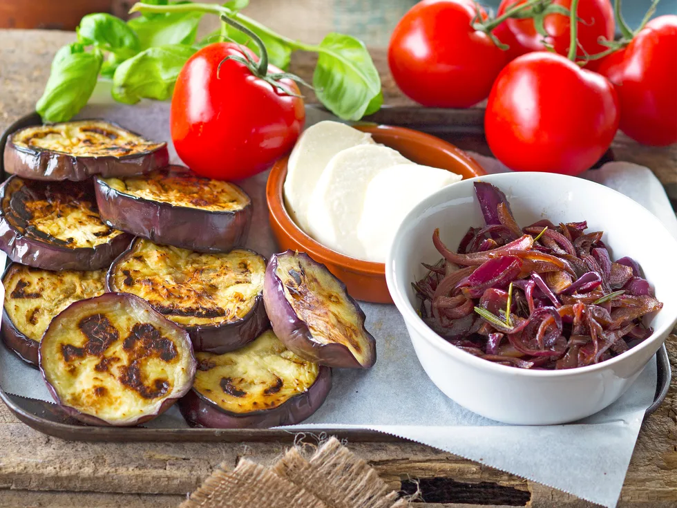 Caramelised red onions