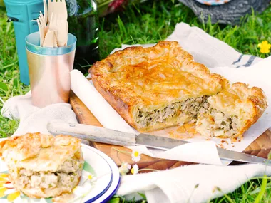 Sausage pie