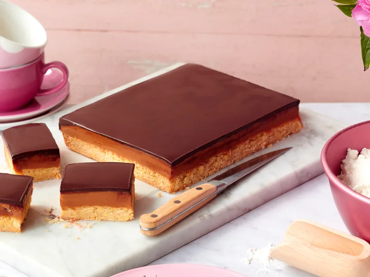 Chocolate caramel slice
