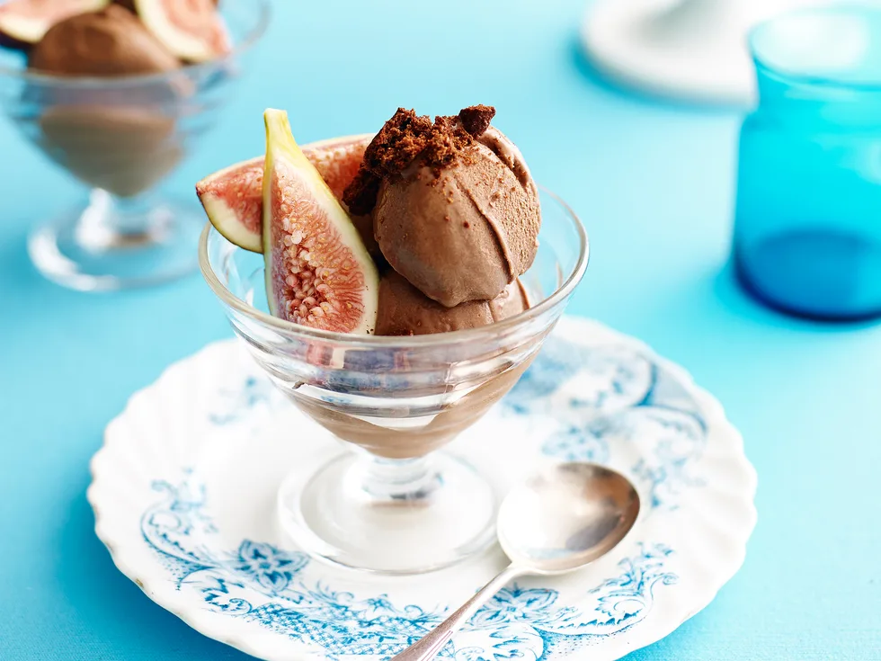 Frozen mocha mousse