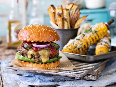 Hereford cheese royale burger