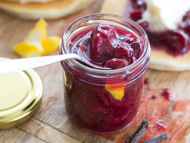 Plum & vanilla jam