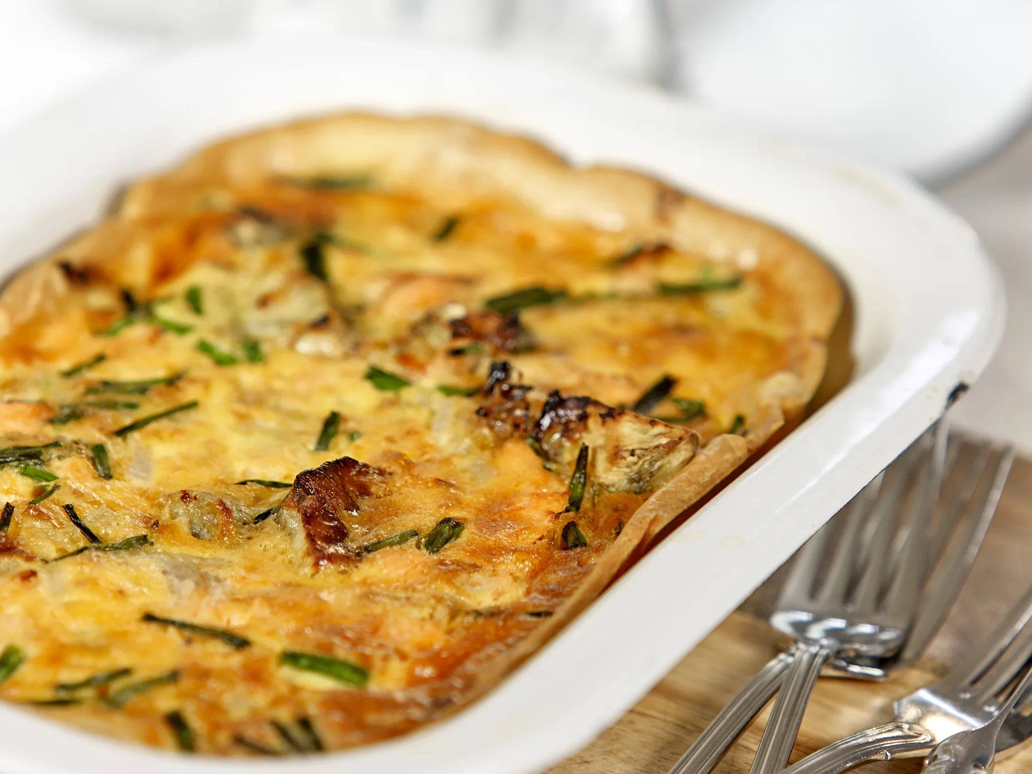 Smoked salmon & kumara picnic pie