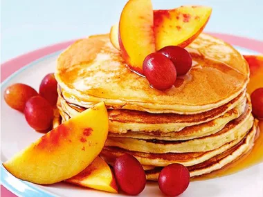 Ricotta and peach pancakes