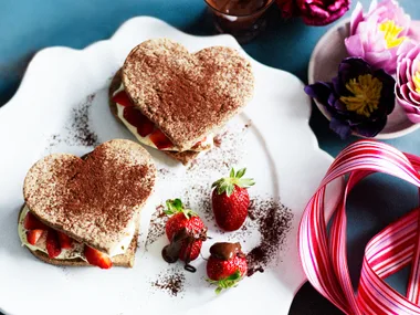 Choc berry shortcakes