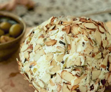 Easy cheeseball