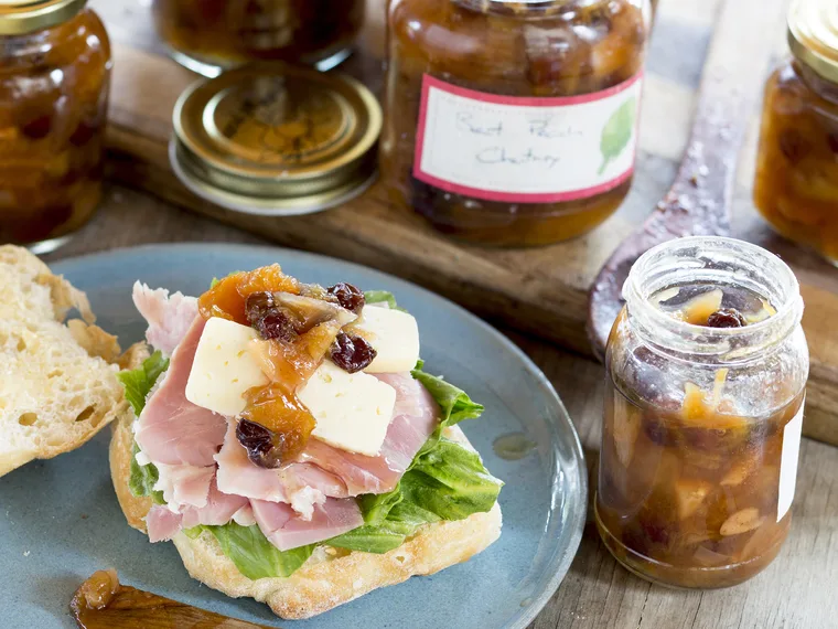 The very best peach chutney