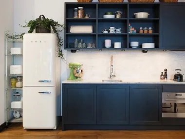 How to clean your fridge