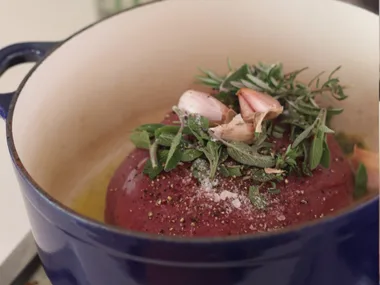 Venison pot roast with herbs and garlic