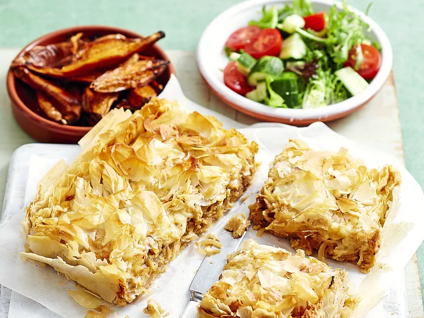 Caramelised onion and gruyère pie
