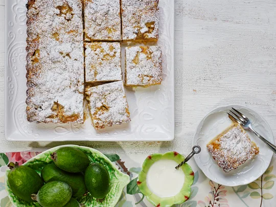 Feijoa and custard crumble tart