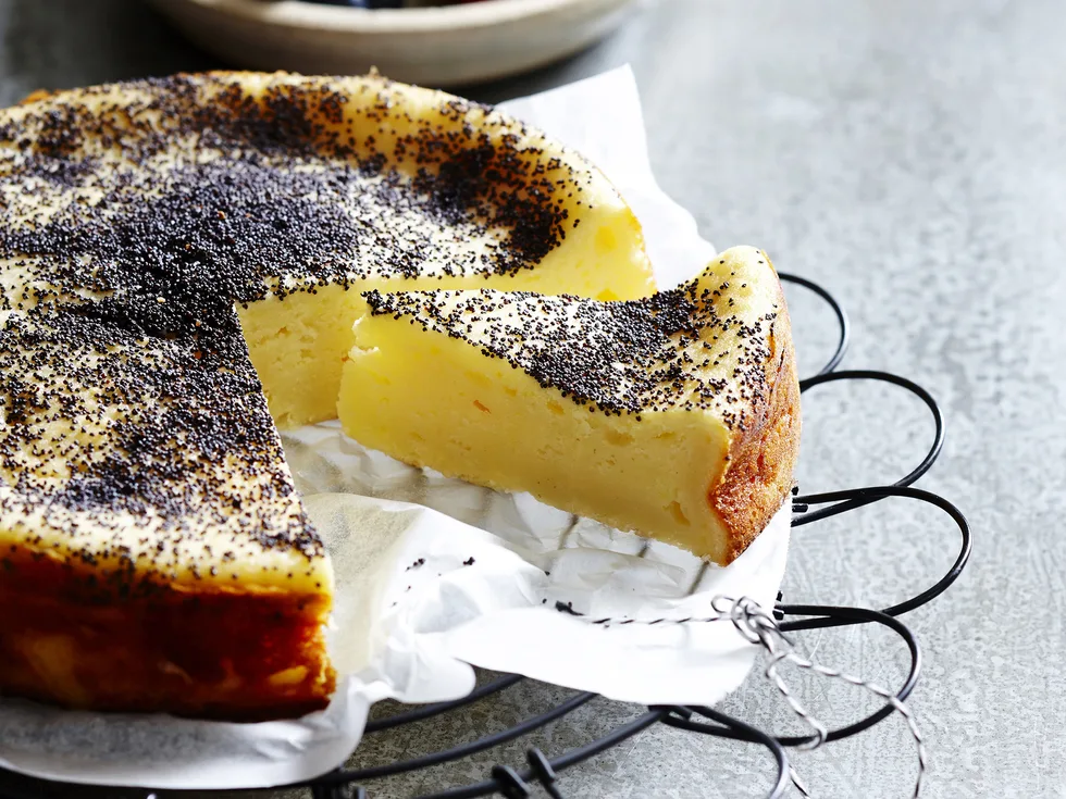 Ricotta and poppy seed cake