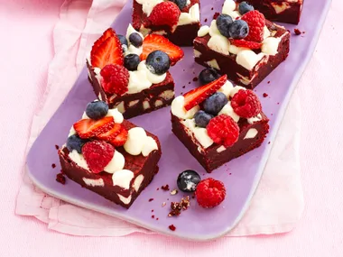 Red velvet berry cheesecake brownie