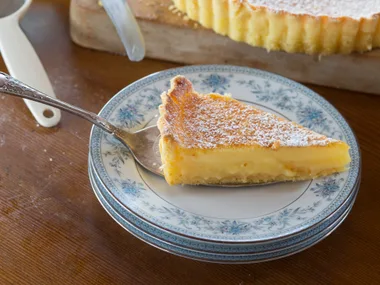 Silky lemon tart