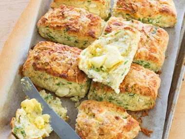 Fluffy rocket and feta scones
