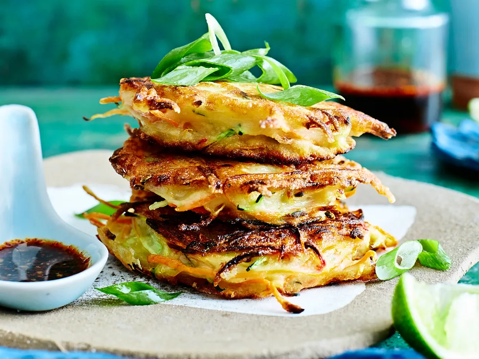 Vegetable pancakes with prawn